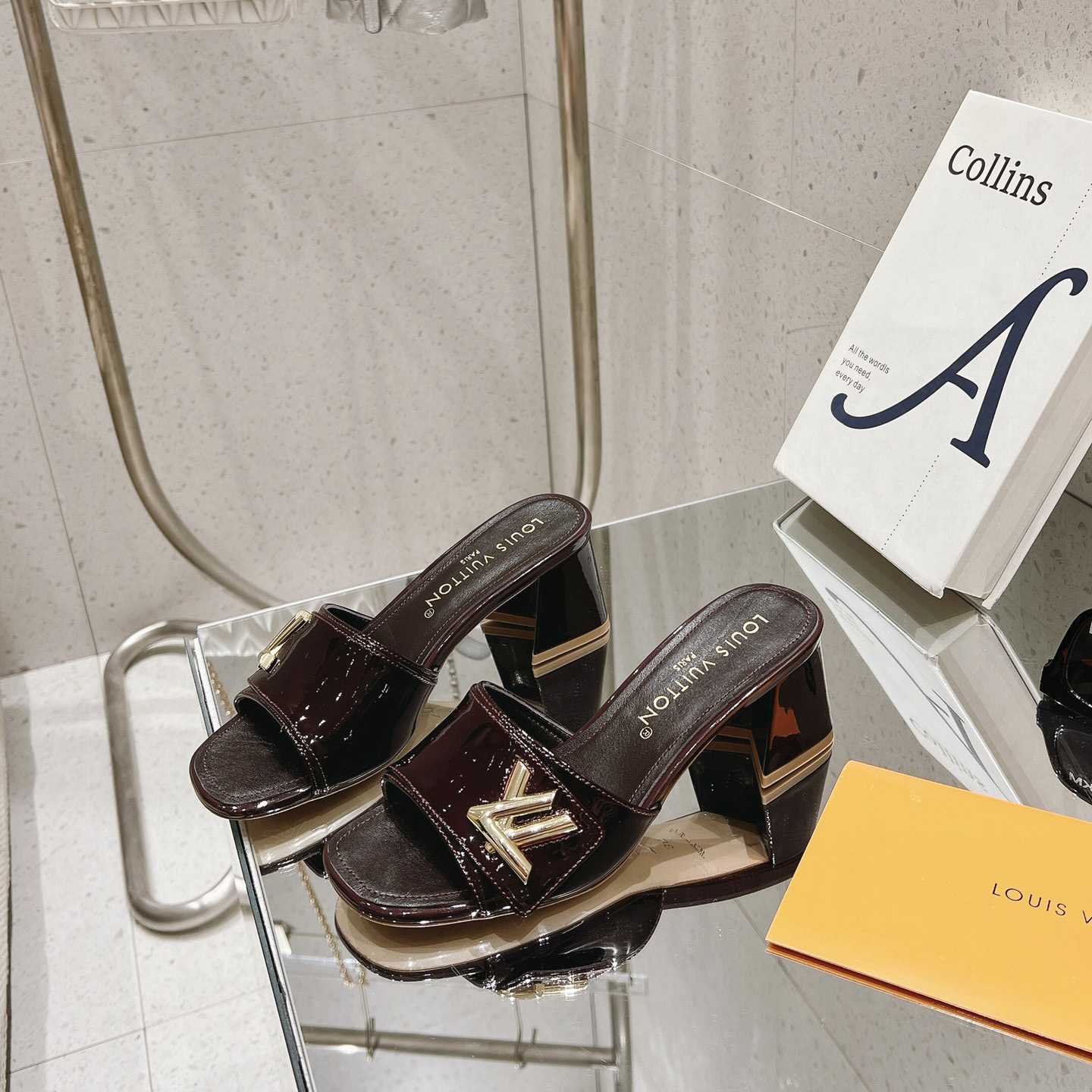 Louis Vuitton Shake Mule   1ABIDW - FashionPlug