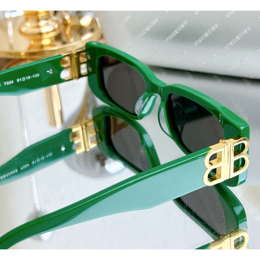 Balenciaga Dynasty Rectangle Sunglasses In Green    bb0096 - FashionPlug