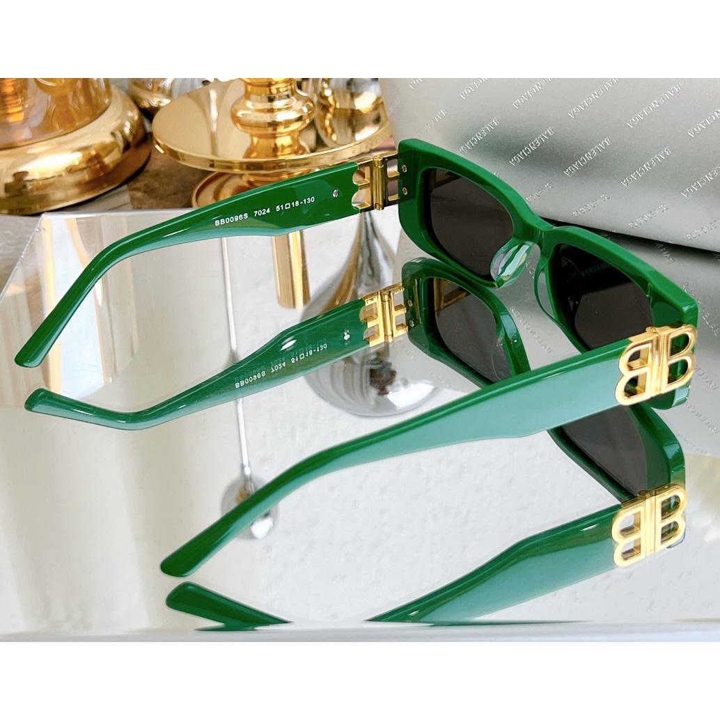 Balenciaga Dynasty Rectangle Sunglasses In Green    bb0096 - FashionPlug