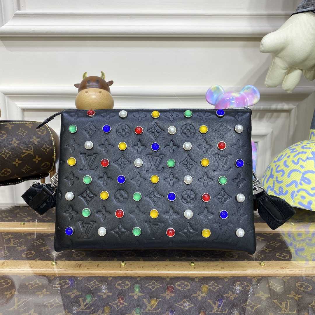Louis Vuitton Coussin BB(26 x 20 x 12cm) M22429 - FashionPlug