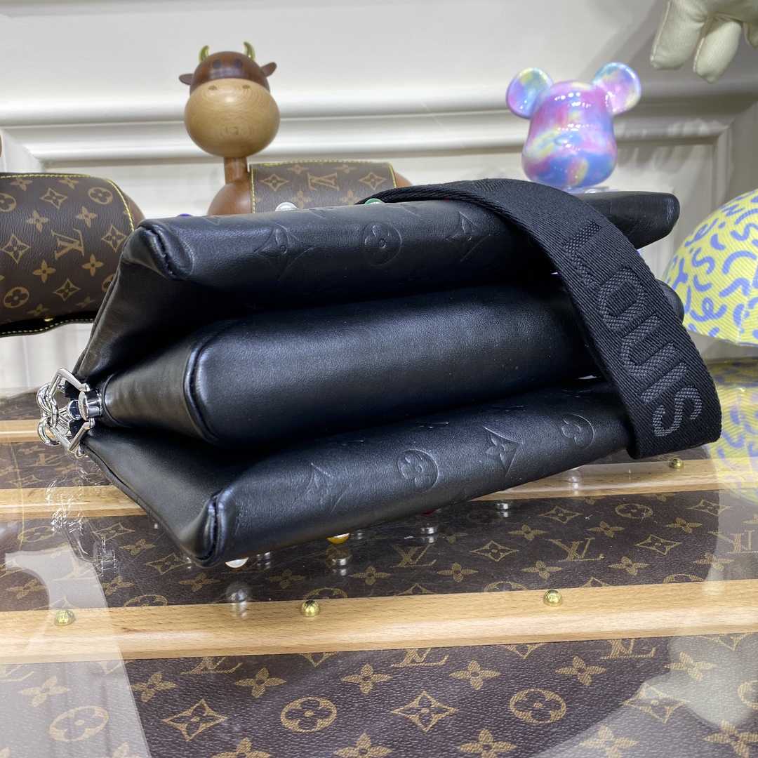 Louis Vuitton Coussin BB(26 x 20 x 12cm) M22429 - FashionPlug