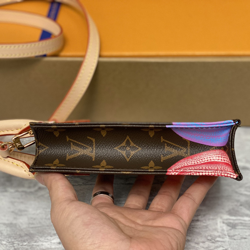 Louis Vuitton LV x YK Petit Sac Plat (14 x 17 x 5 cm)  M82112 - FashionPlug