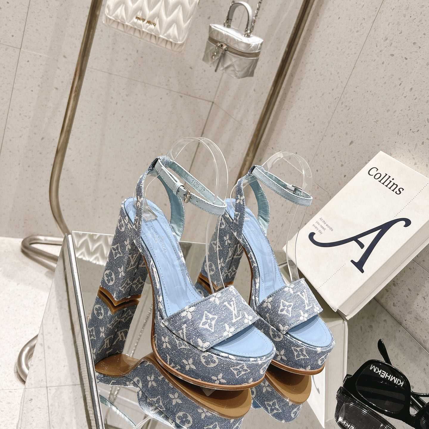 Louis Vuitton Fame Platform Sandal   1AAZC0 - FashionPlug