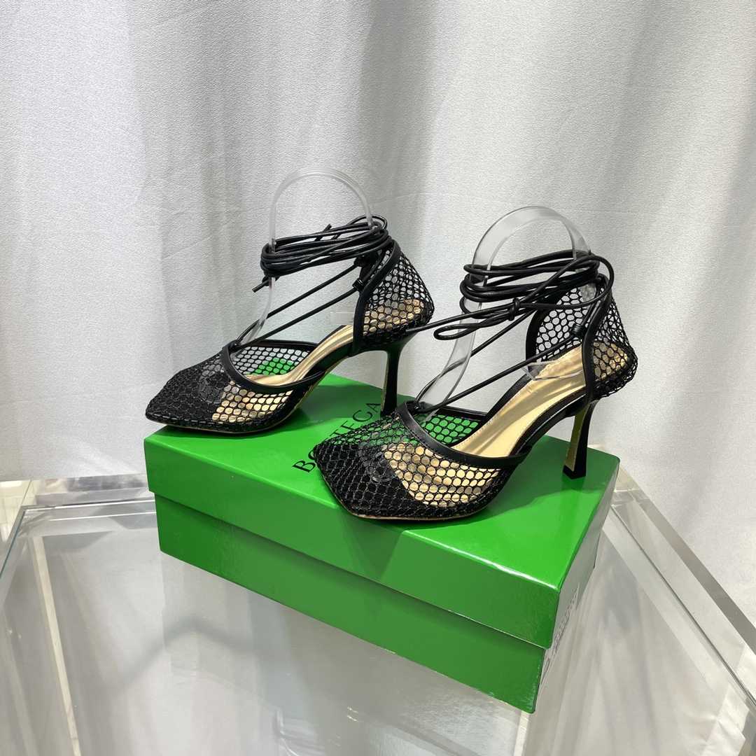 Bottega Veneta Stretch Lace-Up Sandal - FashionPlug