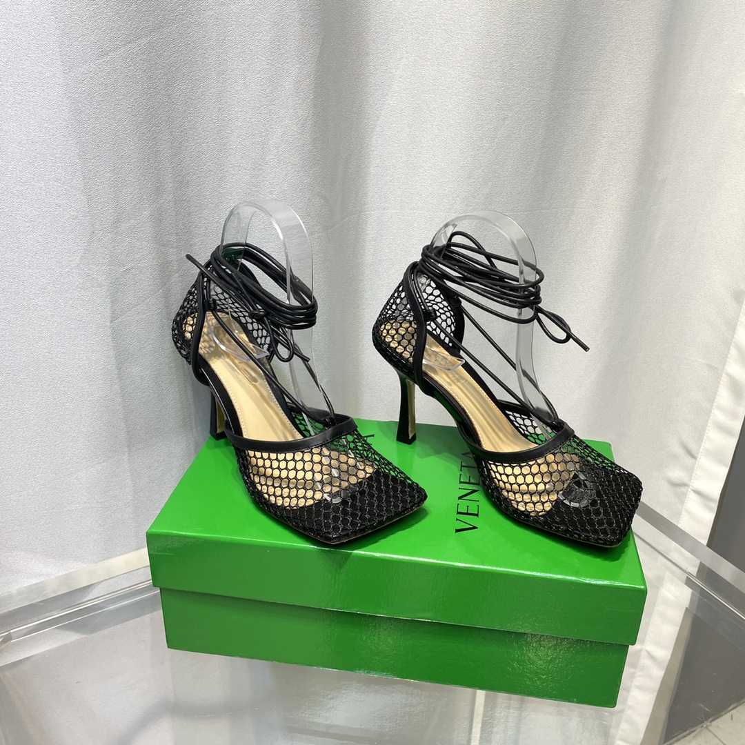 Bottega Veneta Stretch Lace-Up Sandal - FashionPlug