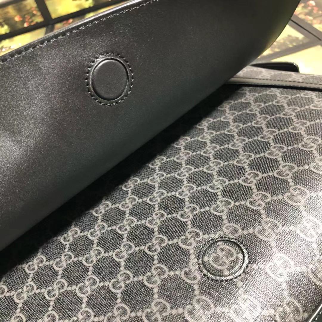 Gucci GG Supreme Diaper Bag(44-28-14cm) - FashionPlug