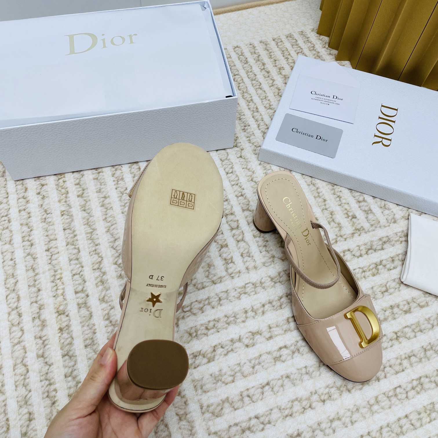 Dior C'est Dior Slingback Pump - FashionPlug