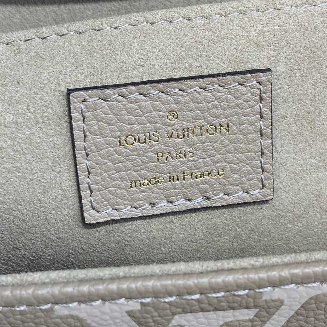 Louis Vuitton Favorite(24 x 14 x 9cm)    M45836 - FashionPlug