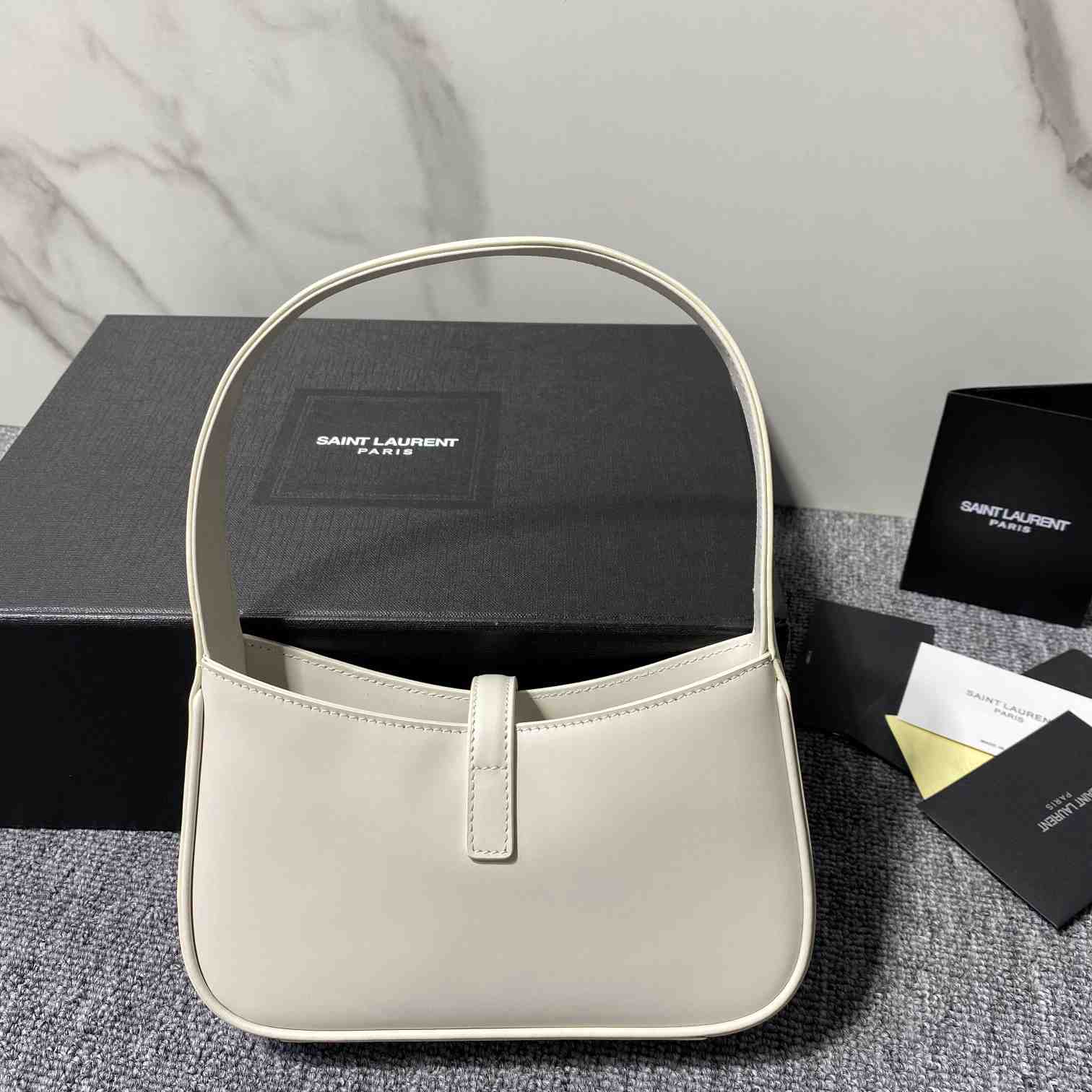 Saint Laurent Le 5 À 7 In Smooth Leather - FashionPlug