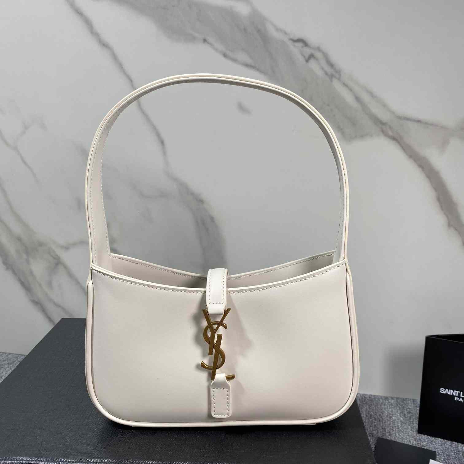 Saint Laurent Le 5 À 7 In Smooth Leather - FashionPlug