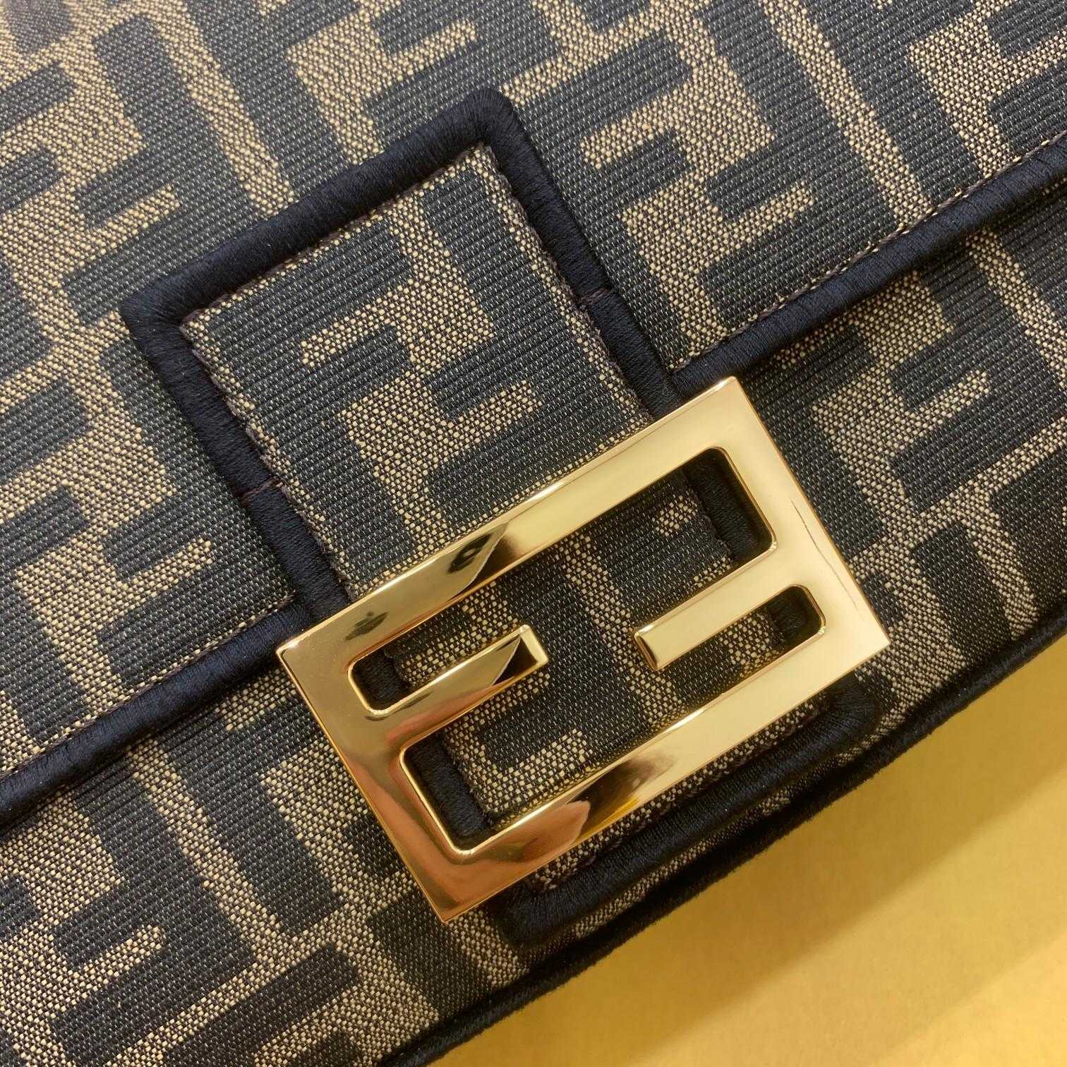 Fendi Baguette Jacquard FF Fabric Bag - FashionPlug
