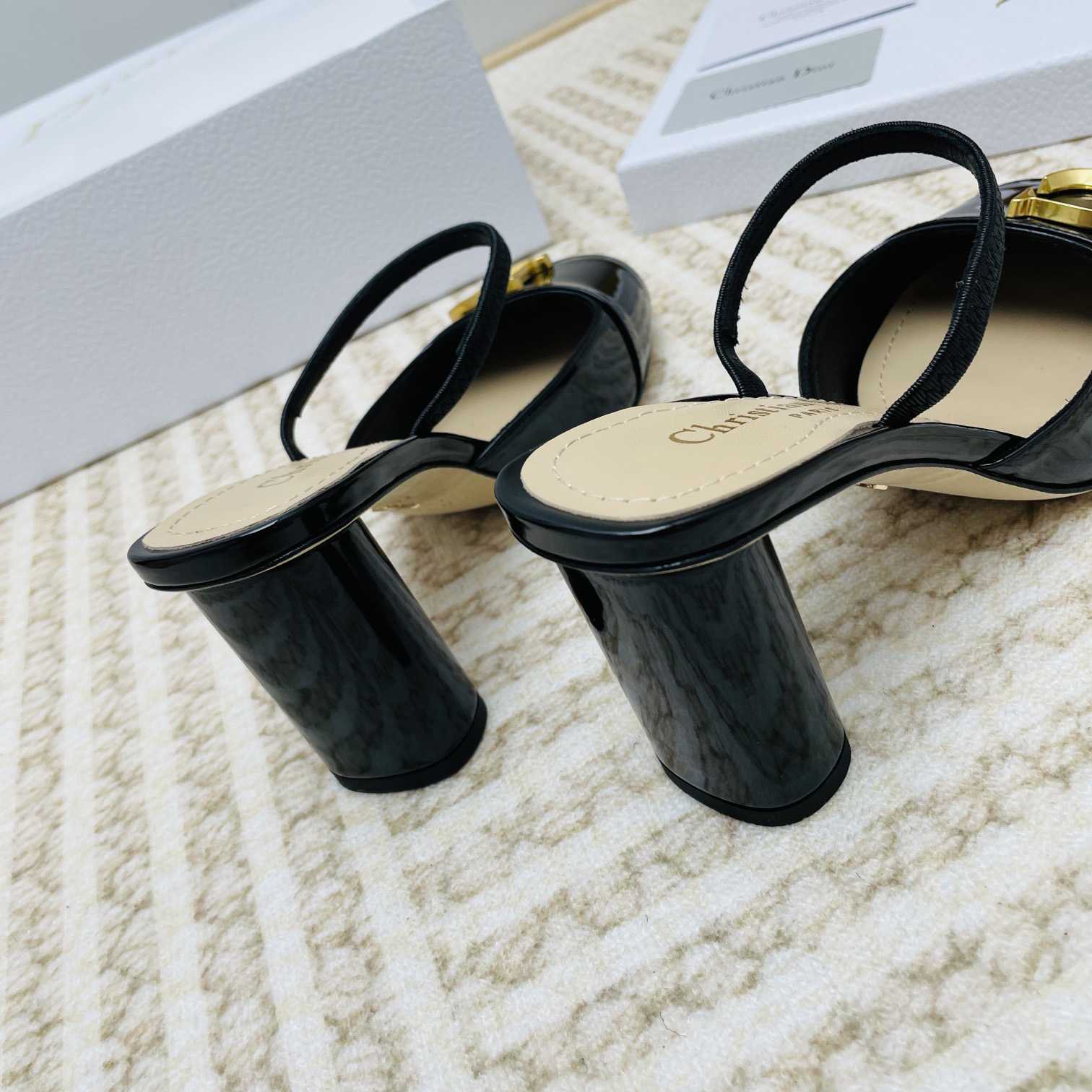Dior C'est Dior Slingback Pump - FashionPlug