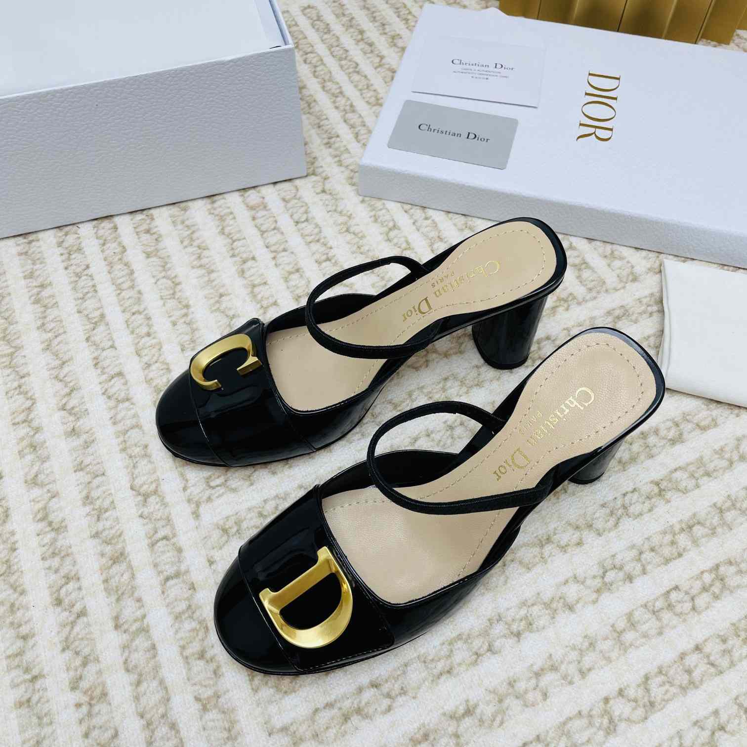 Dior C'est Dior Slingback Pump - FashionPlug