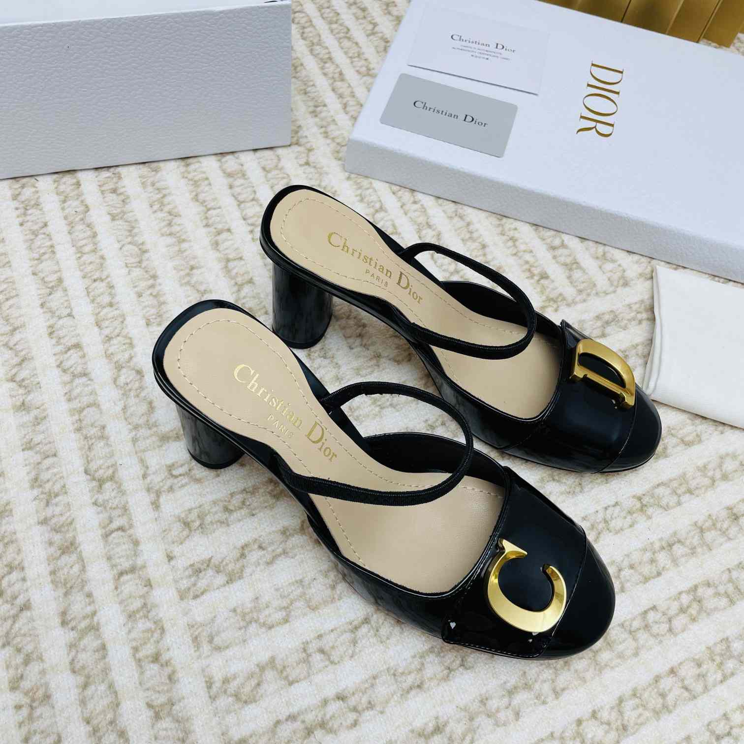 Dior C'est Dior Slingback Pump - FashionPlug