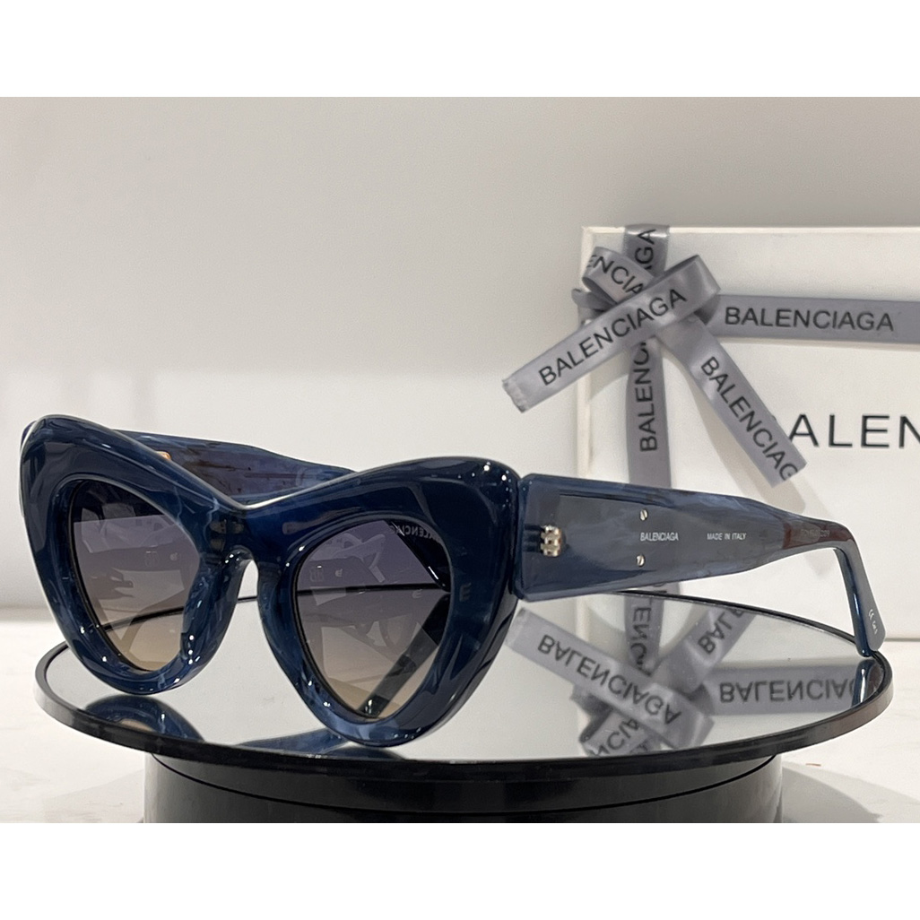Balenciaga Cat-eye Logo-print Sunglasses    BB0204S - FashionPlug