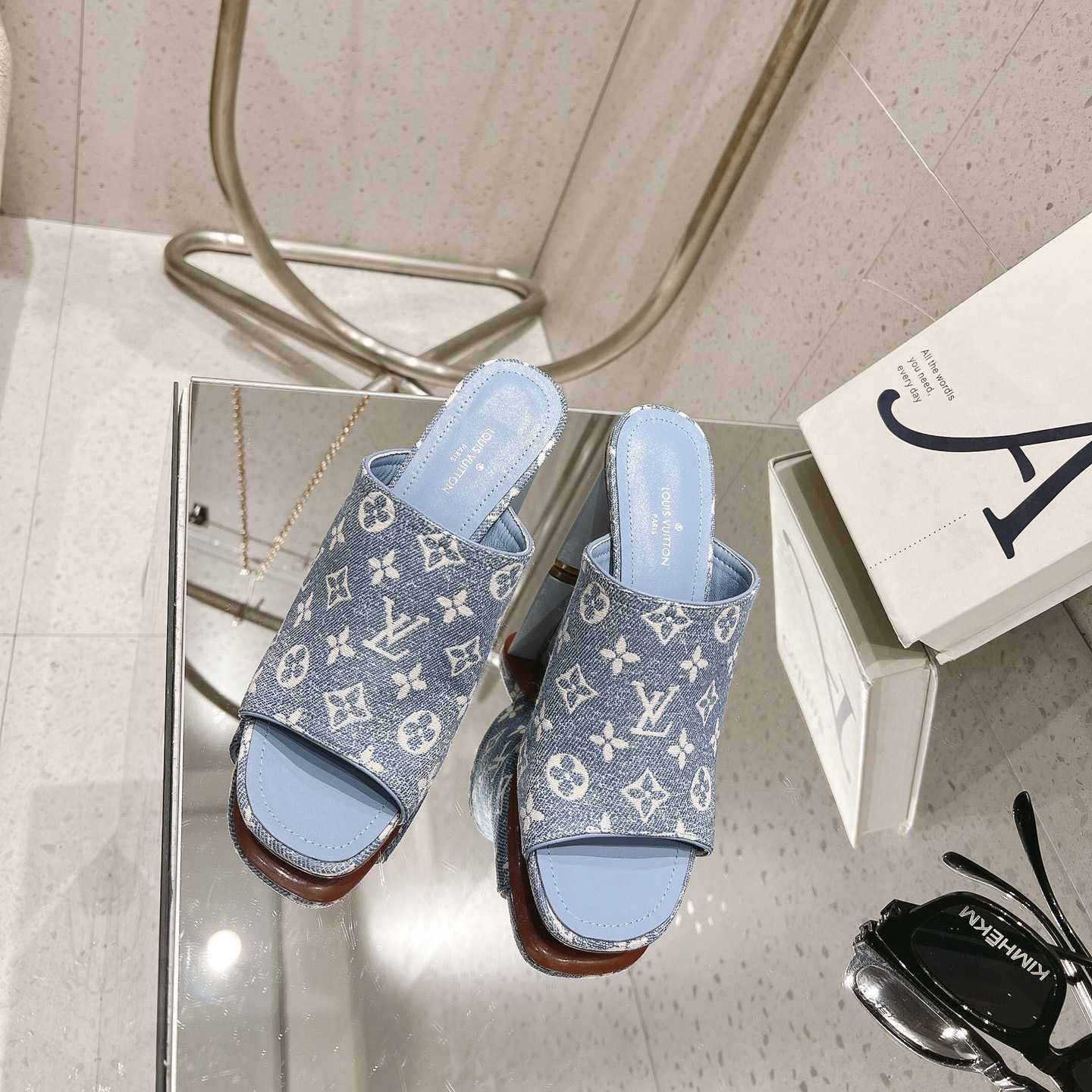 Louis Vuitton Silhouette Mule   1AAZUG - FashionPlug