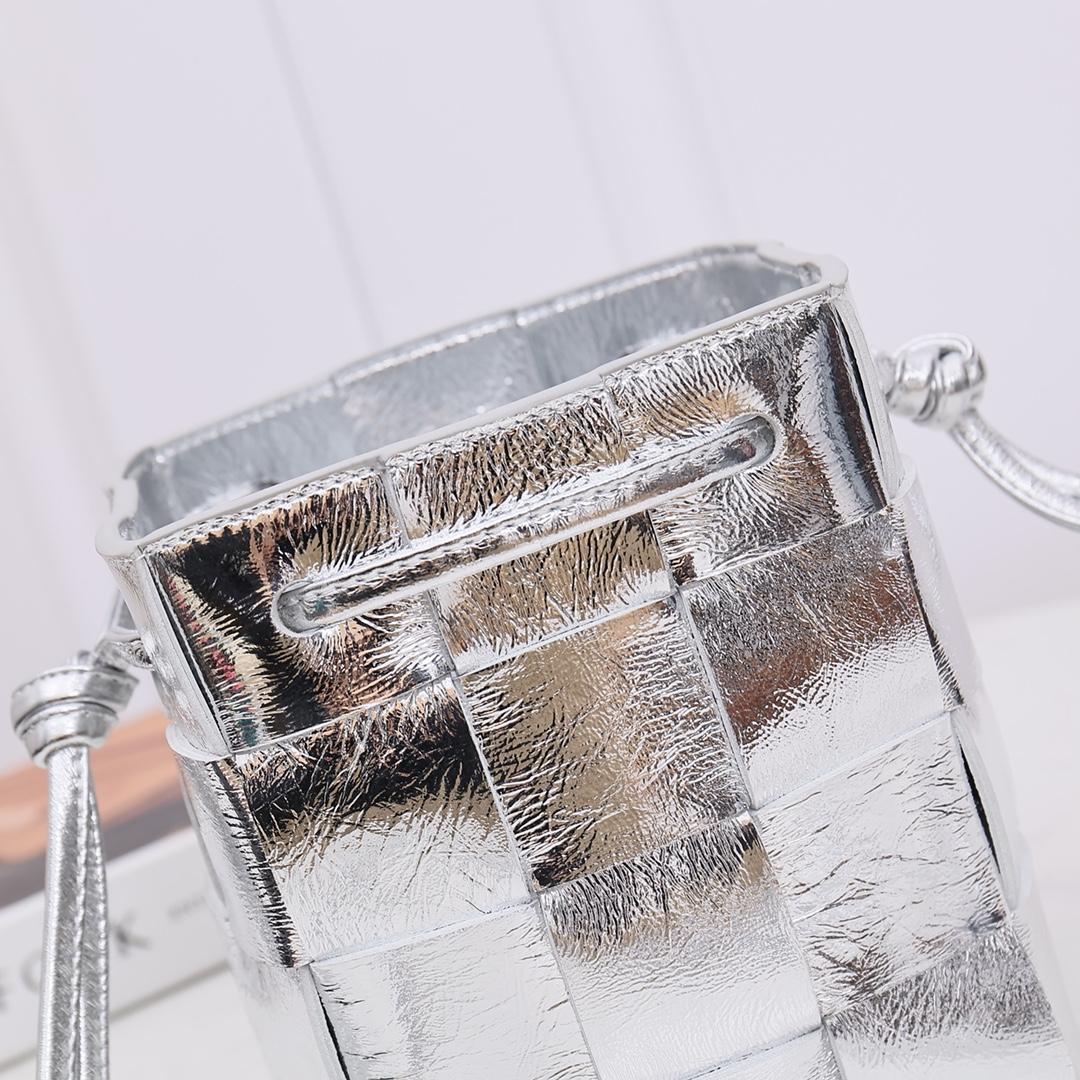 Bottega Veneta Small Cassette Cross-Body Bucket - FashionPlug