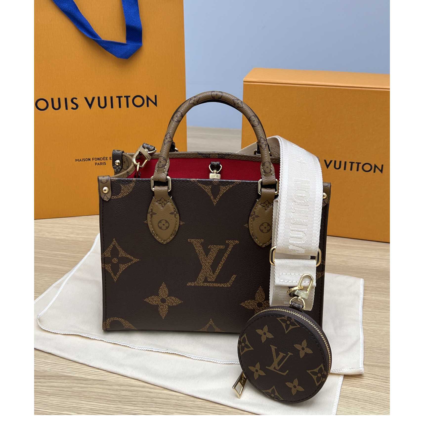 Louis Vuitton OnTheGo PM(25-19-11.5cm)     M46373 - FashionPlug