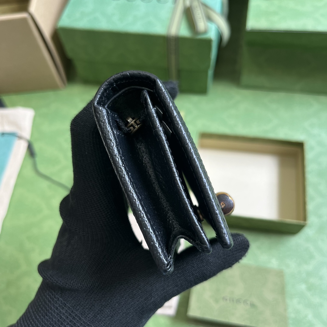 Gucci Diana Card Case Wallet - FashionPlug