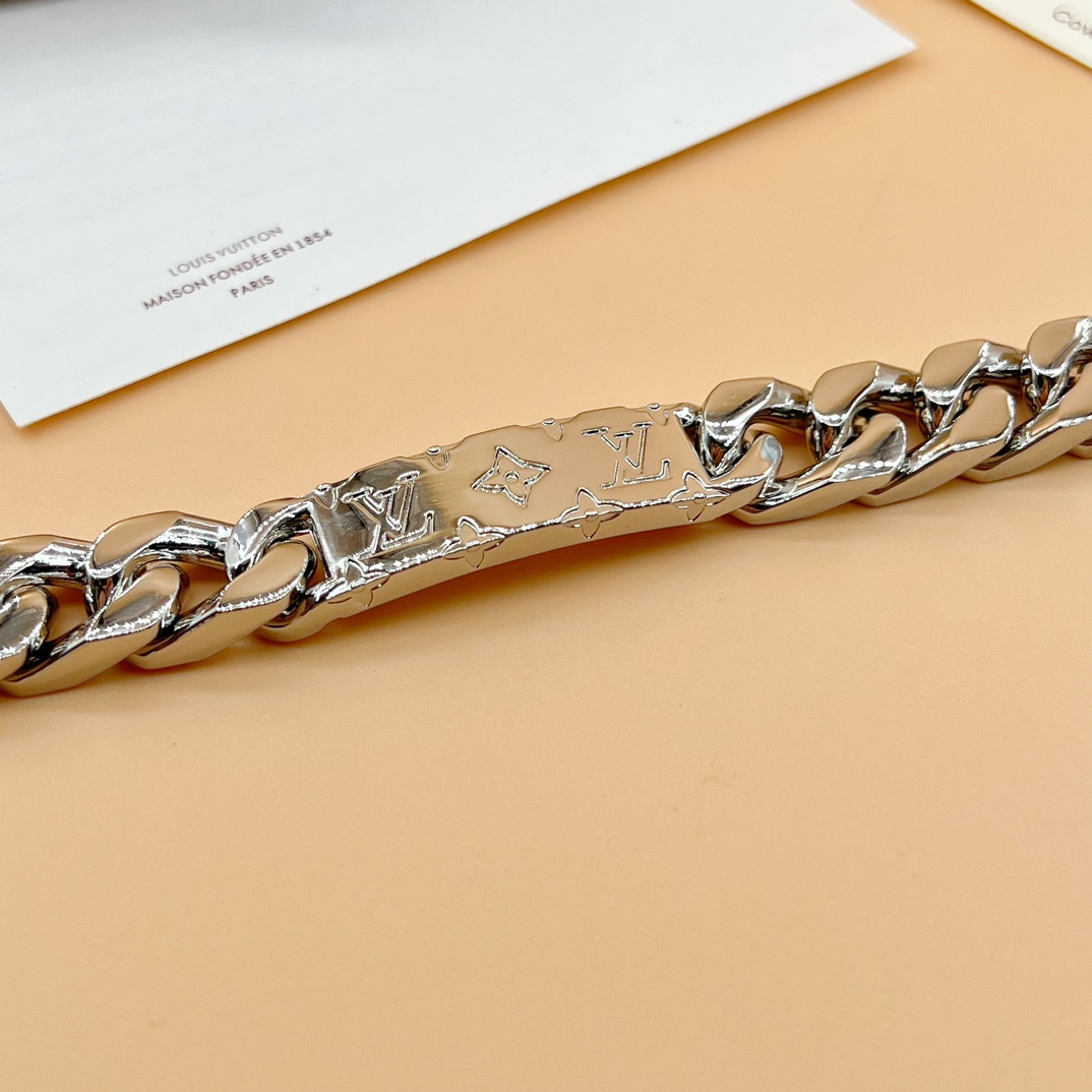 Louis Vuitton Monogram Chain Bracelet   M00855 - FashionPlug
