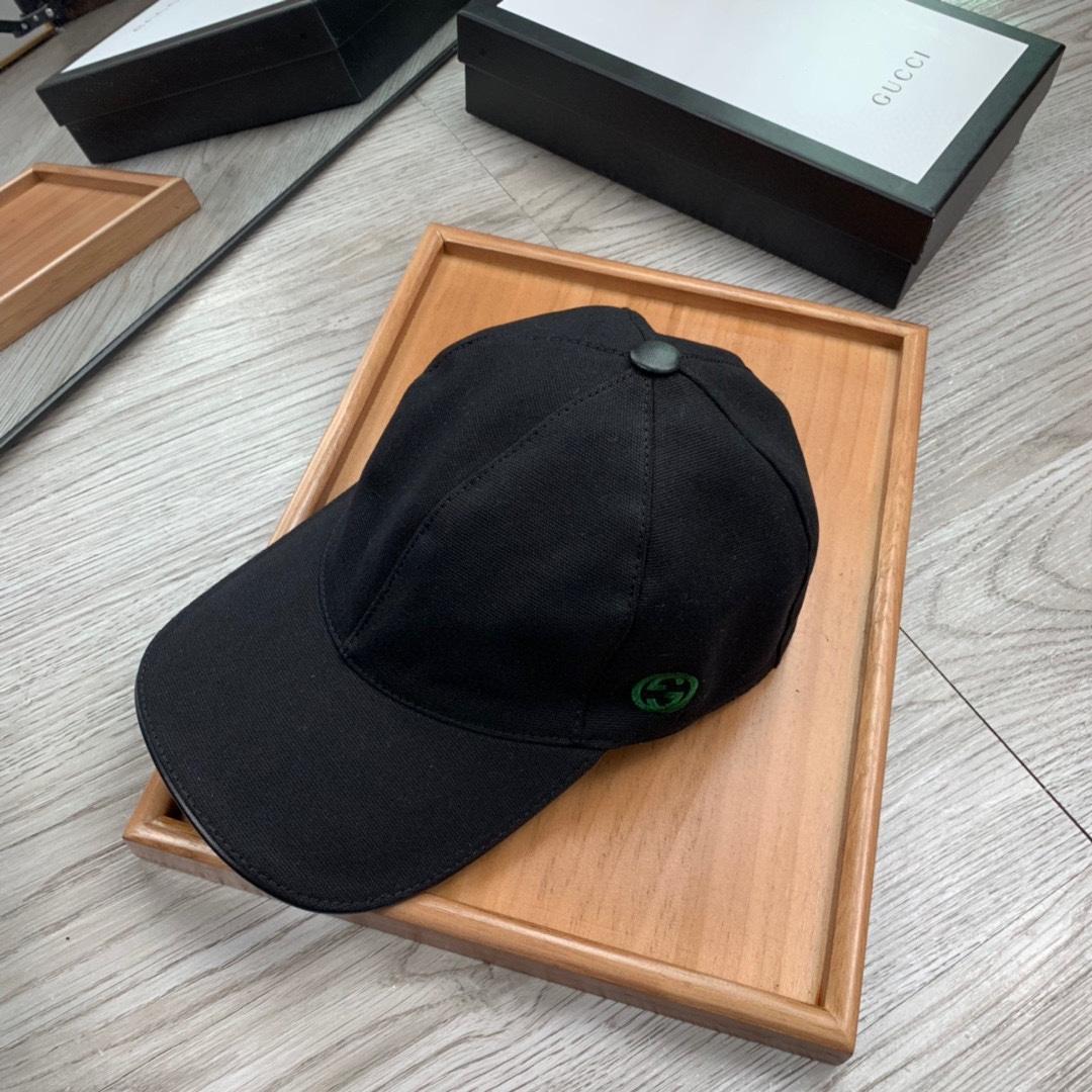 Gucci GG Baseball Cap - FashionPlug