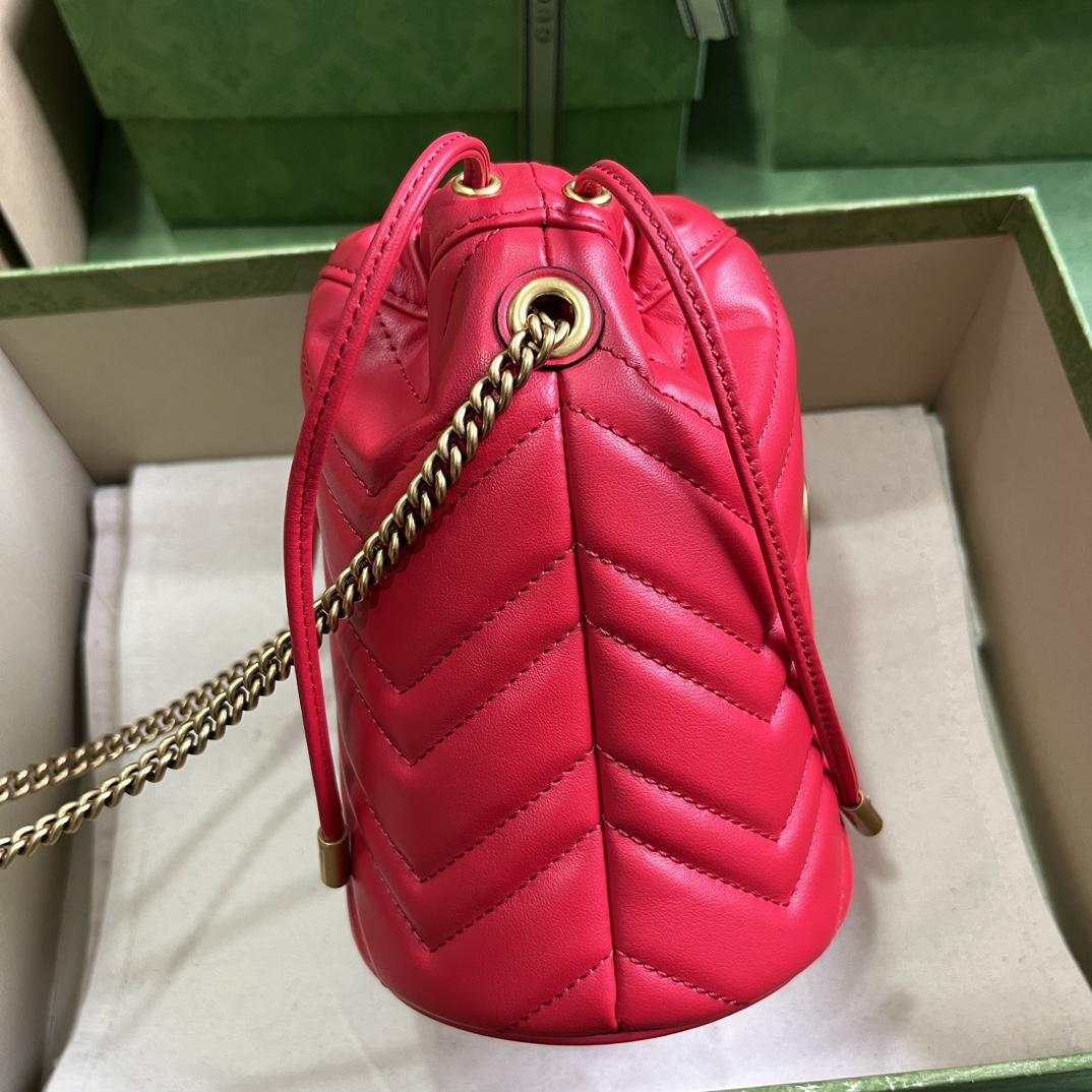 Gucci GG Marmont Matelassé Mini Bucket Bag  (19-17-13cm) - FashionPlug