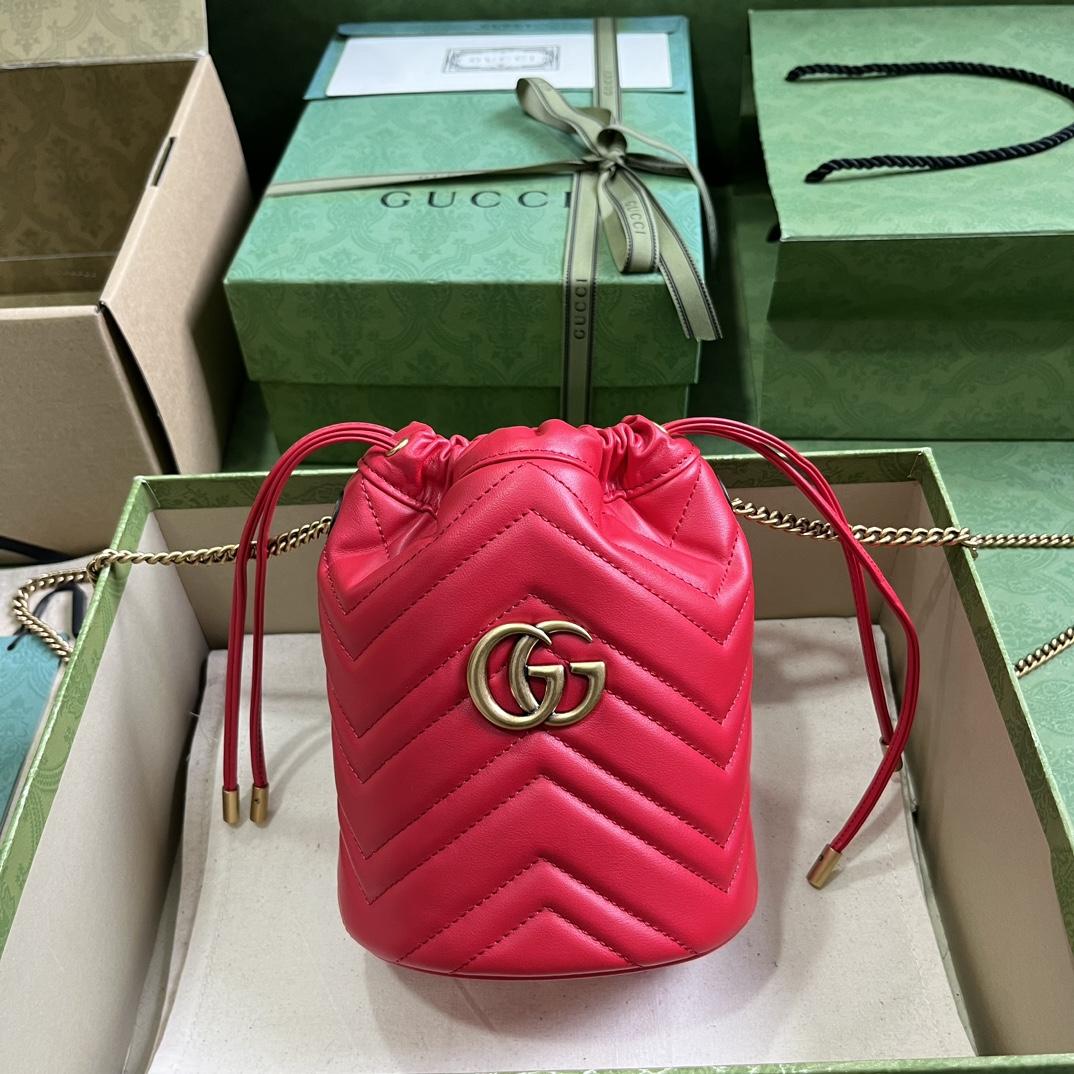 Gucci GG Marmont Matelassé Mini Bucket Bag  (19-17-13cm) - FashionPlug