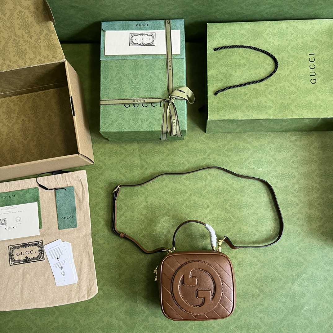 Gucci Blondie Top Handle Bag (17-15-9cm) - FashionPlug
