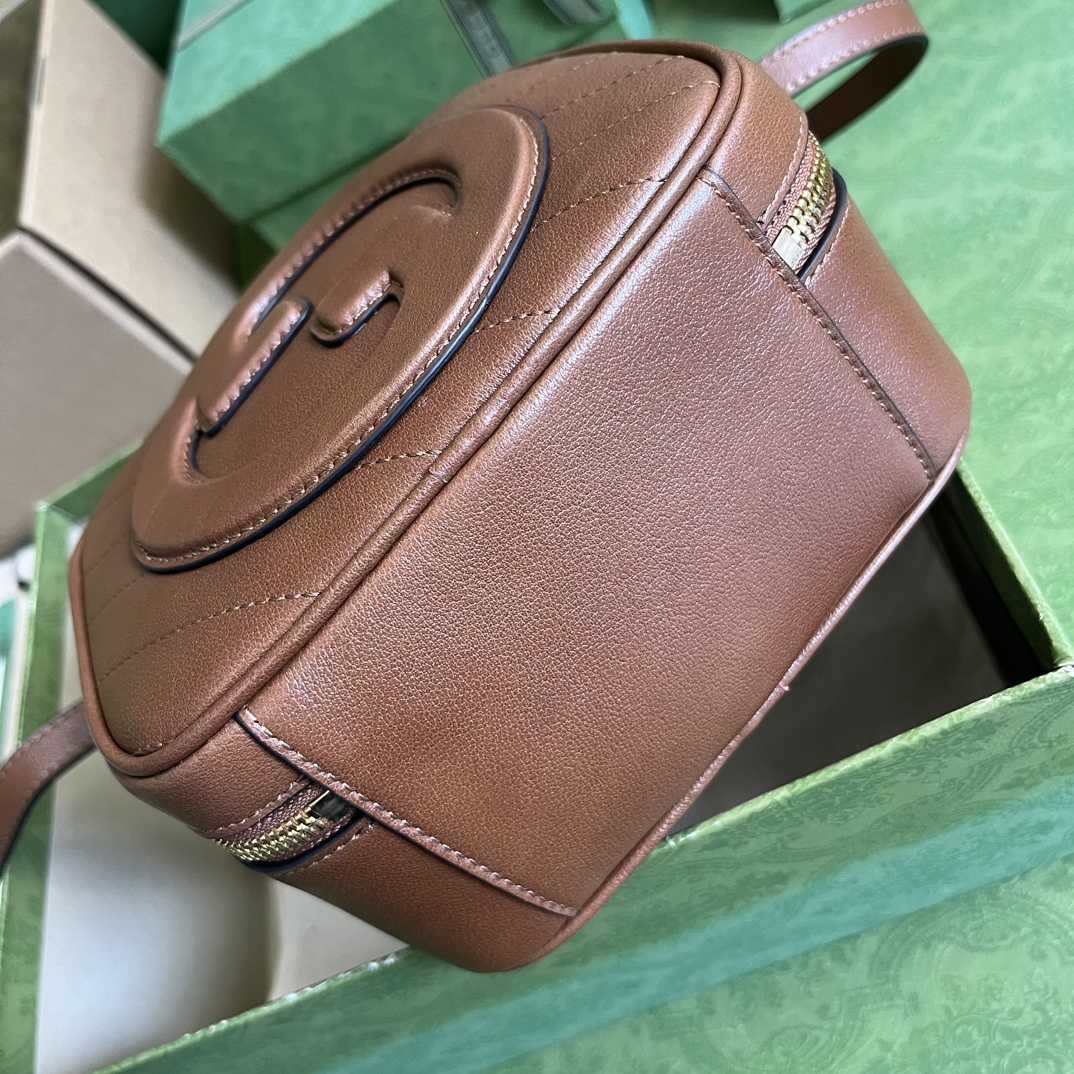 Gucci Blondie Top Handle Bag (17-15-9cm) - FashionPlug