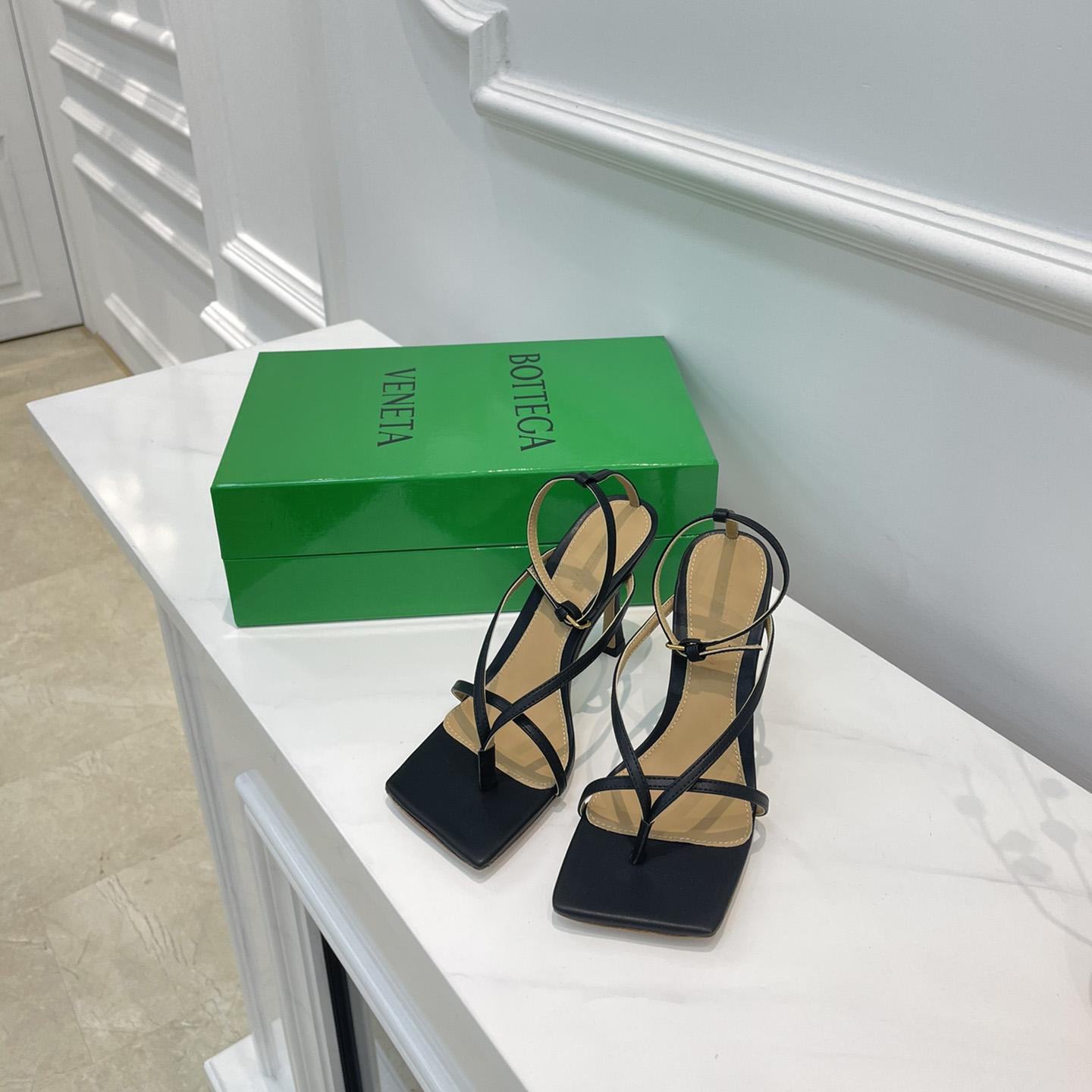 Bottega Veneta Stretch Strap Sandal - FashionPlug
