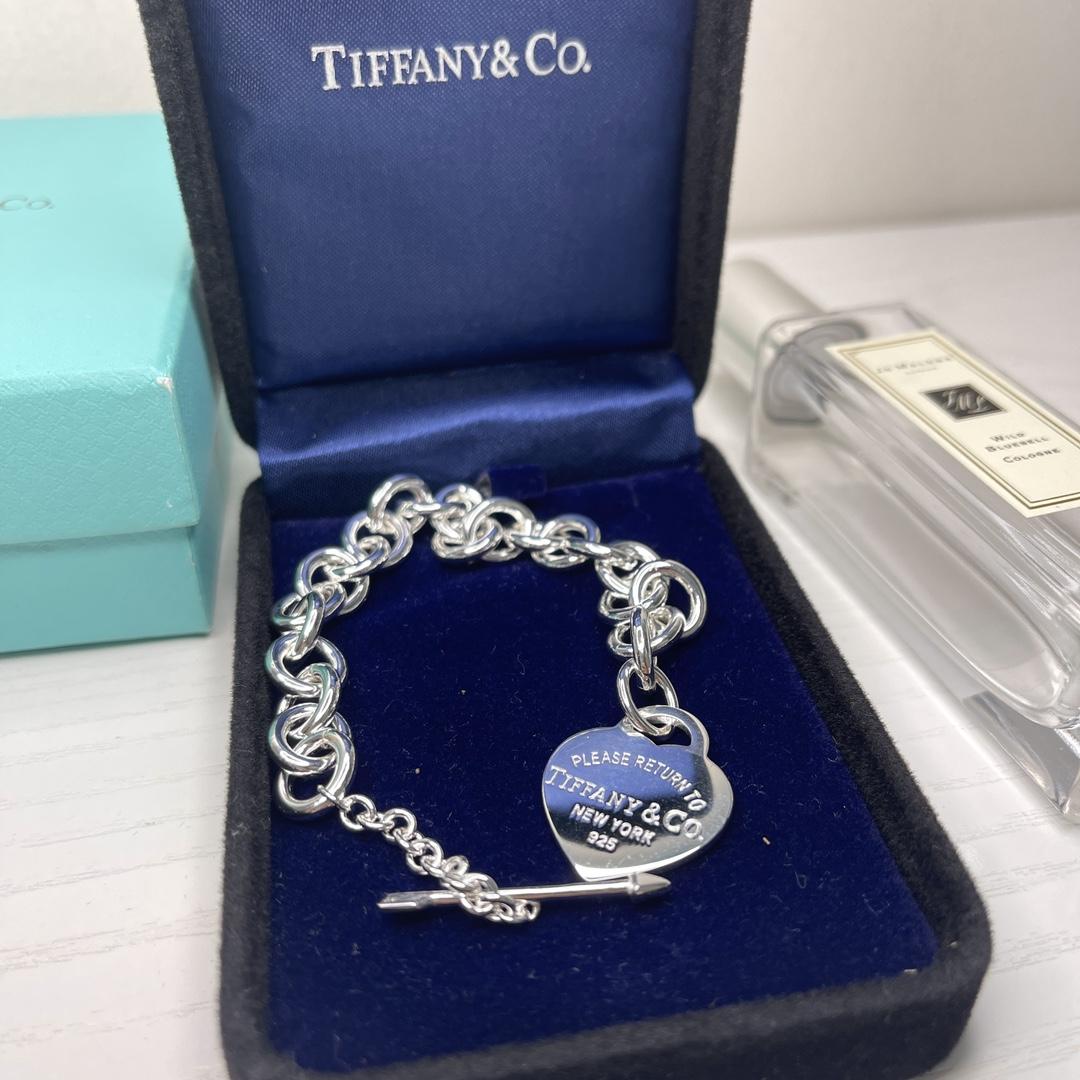 Tiffany&CO Lovestruck Heart Tag Bracelet - FashionPlug