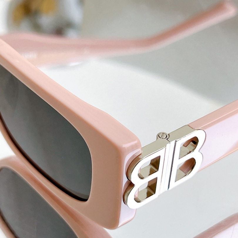 Balenciaga Dynasty Rectangle Sunglasses In Pink    bb0096 - FashionPlug
