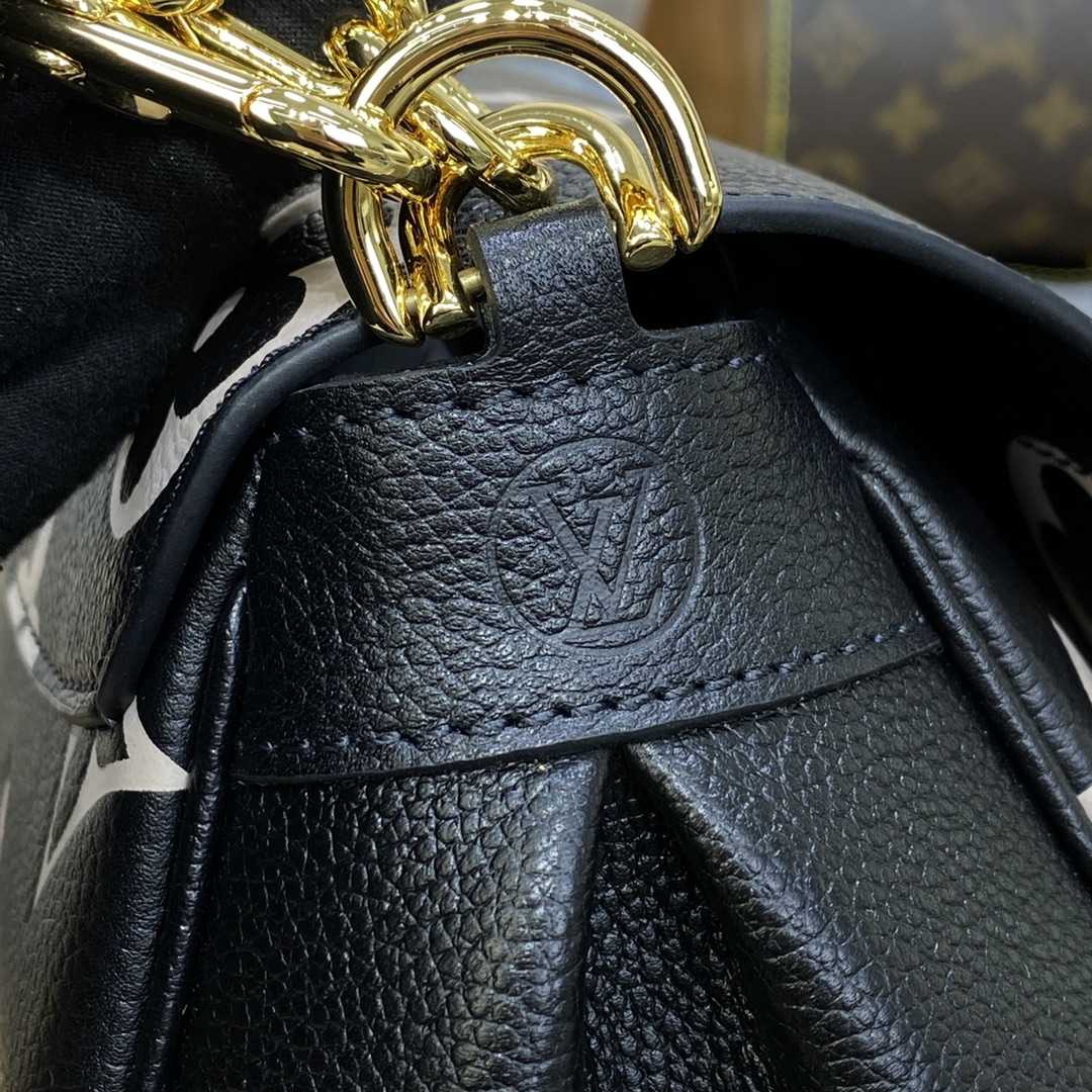 Louis Vuitton Favorite(24 x 14 x 9cm)    M45859 - FashionPlug