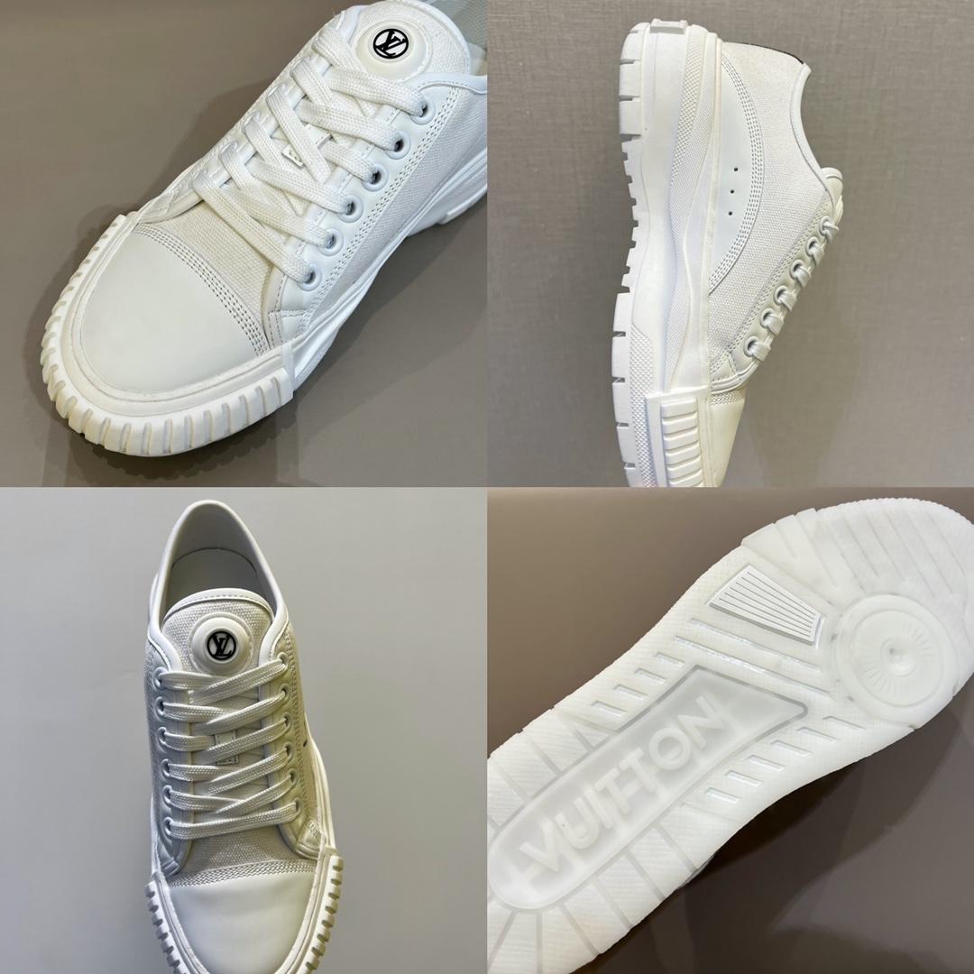 Louis Vuitton LV Squad Sneakers - FashionPlug