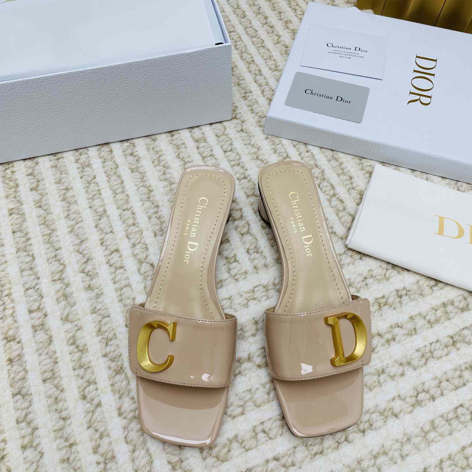 Dior C'est Dior Heeled Slide - FashionPlug