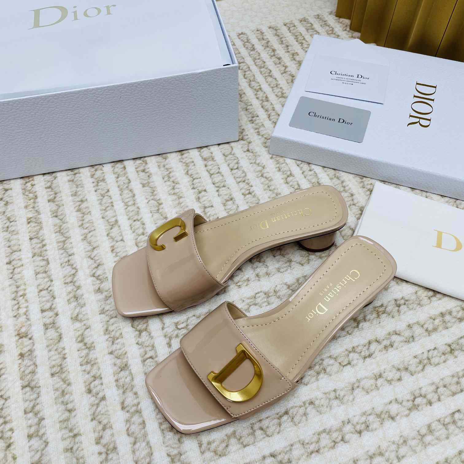 Dior C'est Dior Heeled Slide - FashionPlug