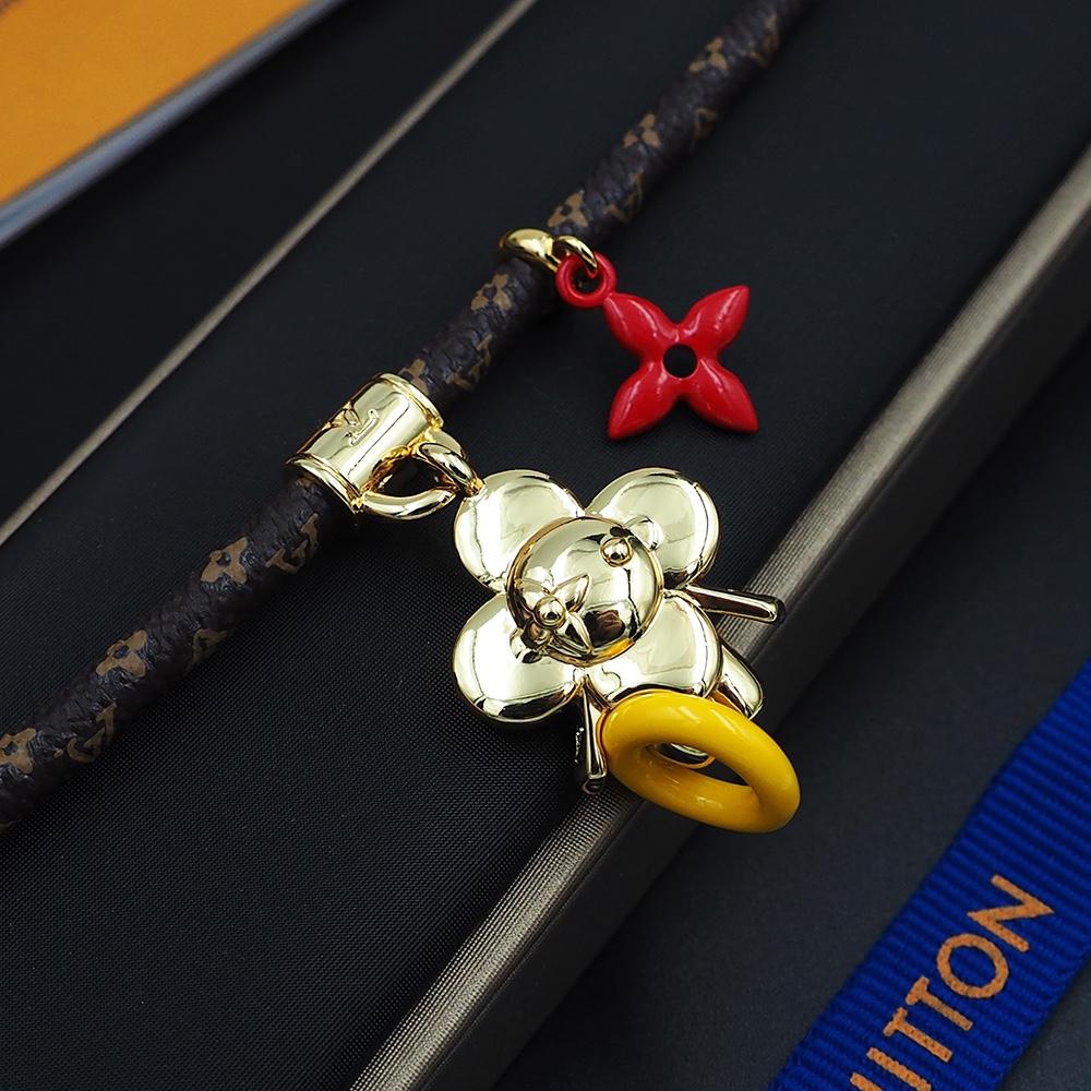 Louis Vuitton Vivienne Pool Bracelet   M1016Z - FashionPlug