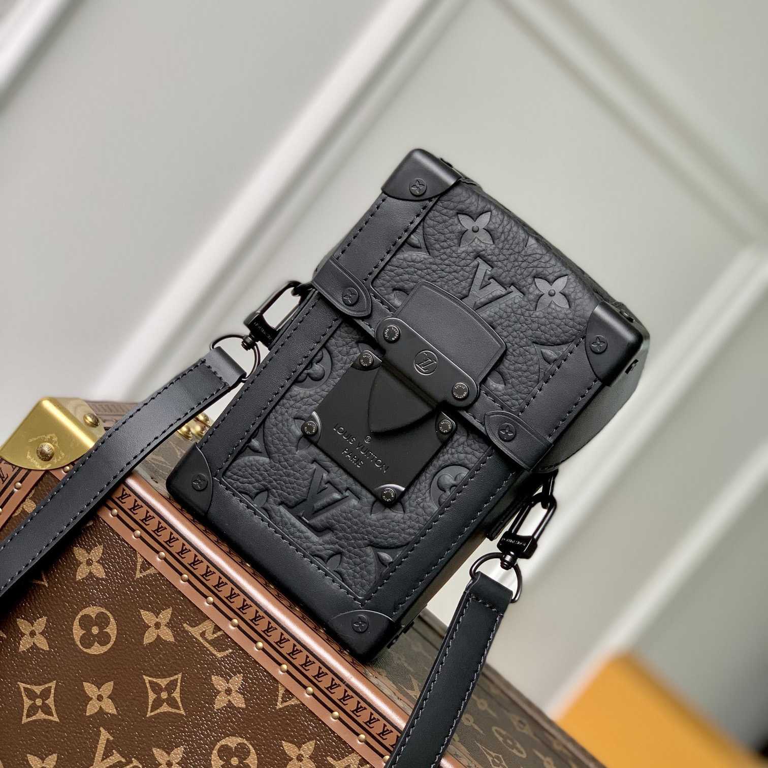 Louis VuittonVertical Trunk Wearable Wallet (10.7x17.5x6.8cm) M82070 - FashionPlug