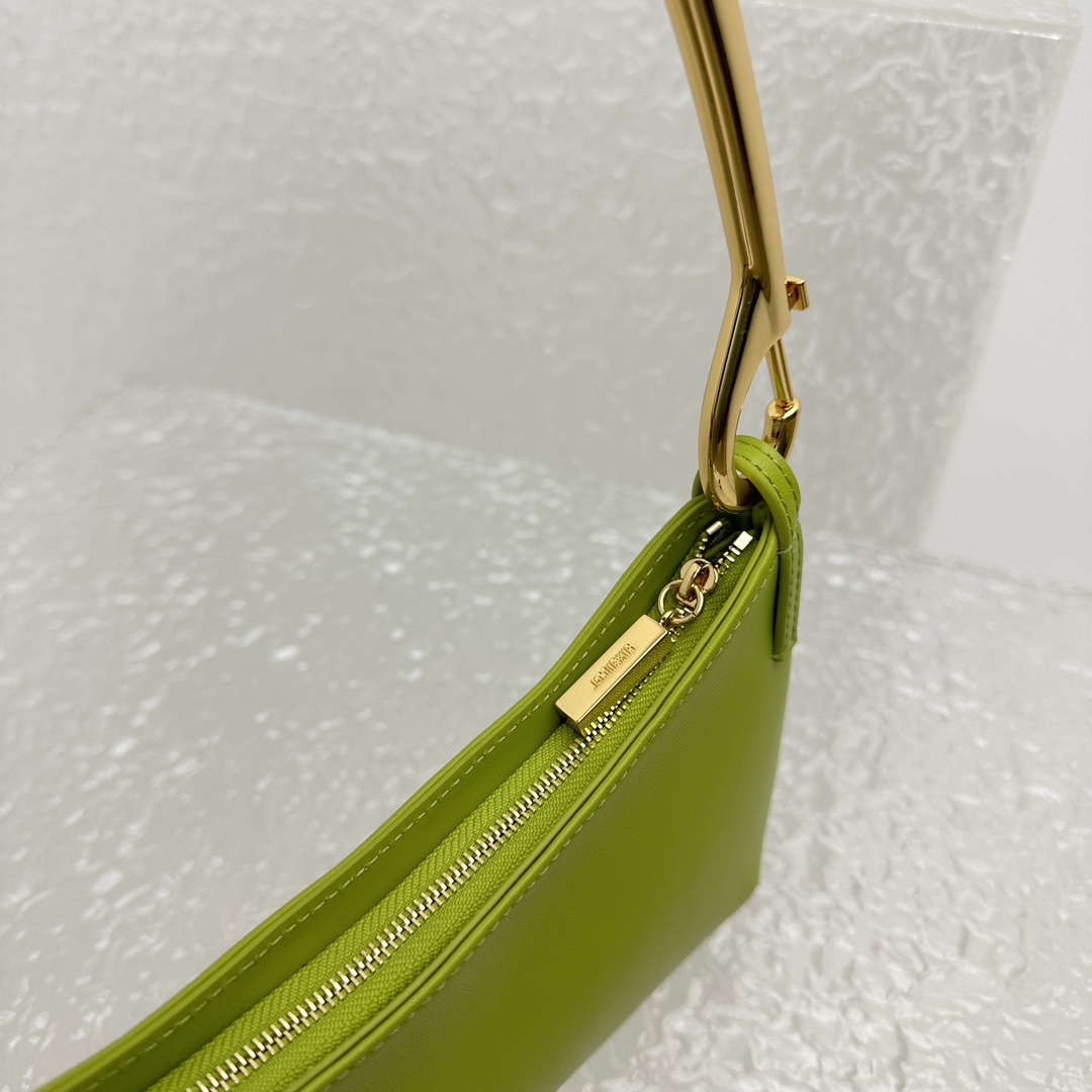 Jacquemus Le Bisou Mousqueton Carabiner Strap Shoulder Bag - FashionPlug