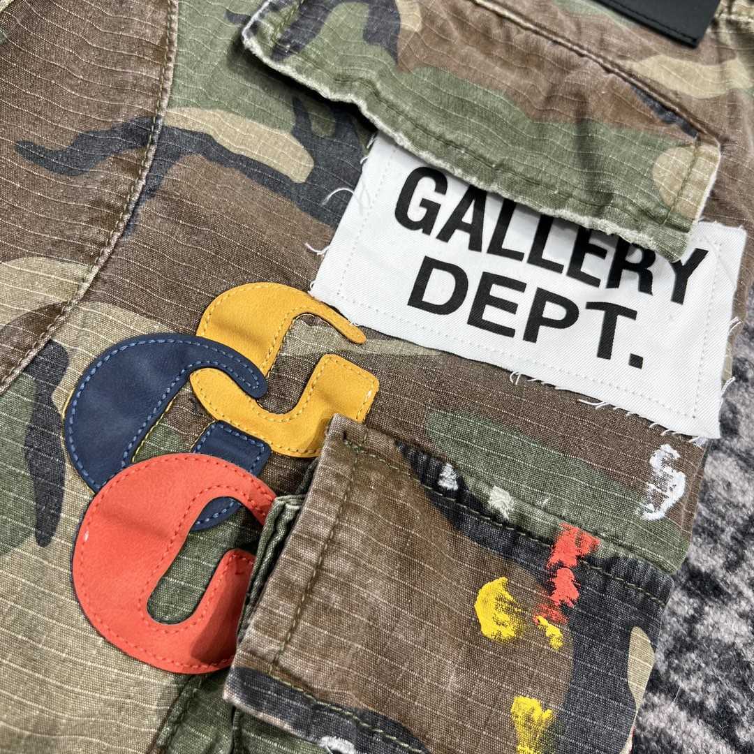 Gallery Dept G Patch Camo Cargo Shorts   629 - FashionPlug