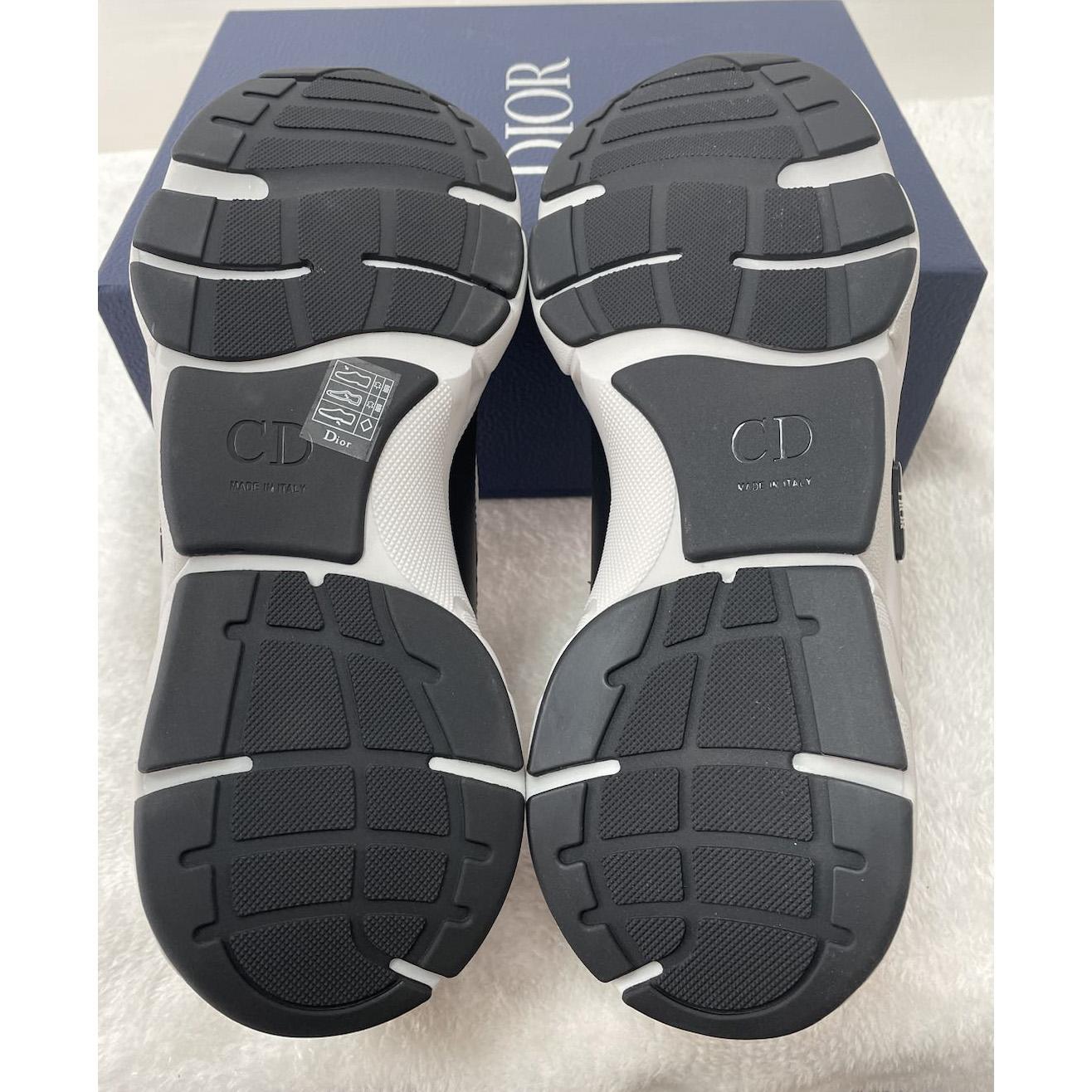 Dior B22 Sneaker  - FashionPlug