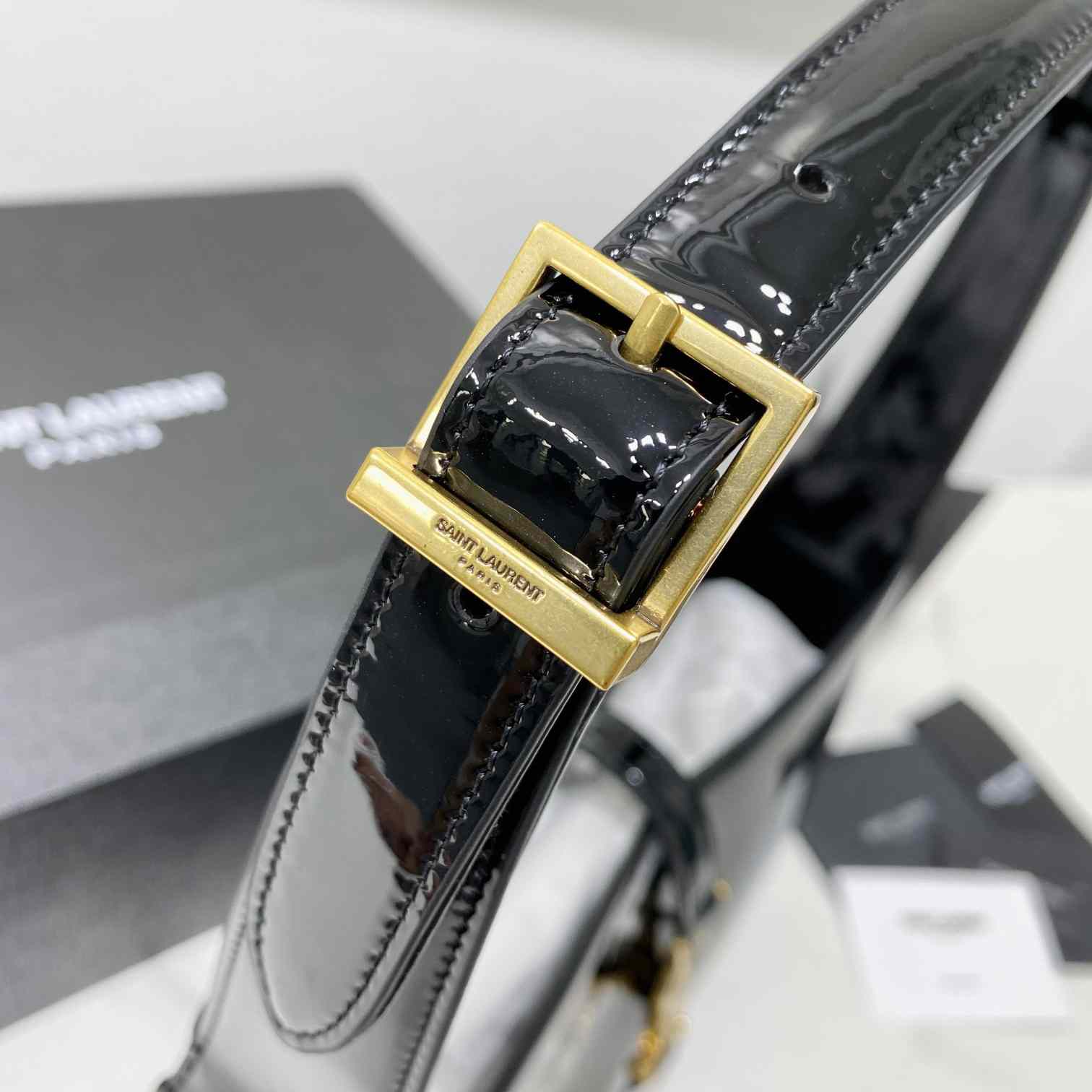 Saint Laurent Le 5 À 7 In Patent Leather - FashionPlug