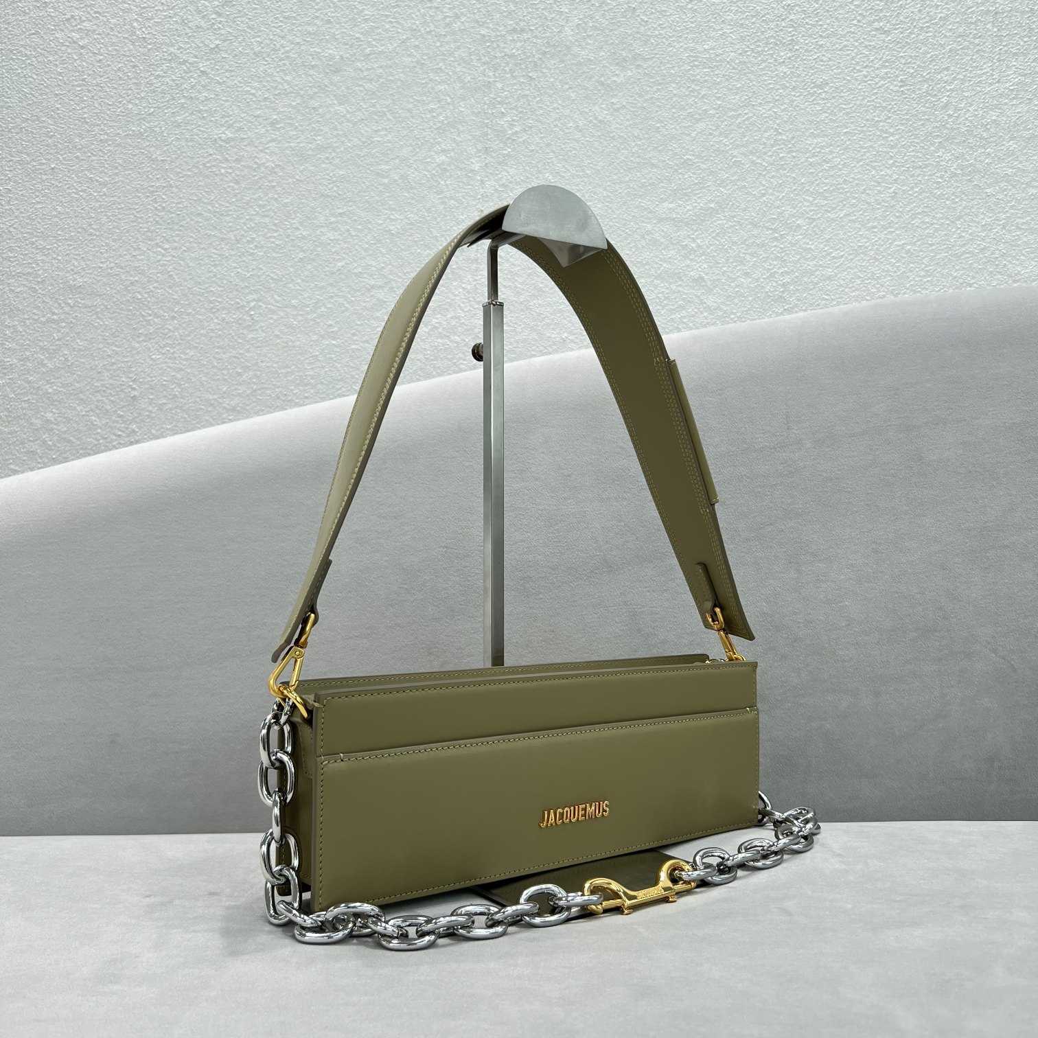 Jacquemus Le Ciuciu Leather Shoulder Bag (30x10.5x4.5cm) - FashionPlug
