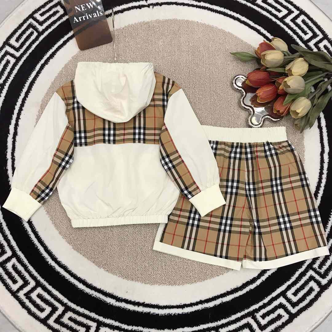Burberry Kid's suit    (50% Off Sale)  yf1118 - FashionPlug