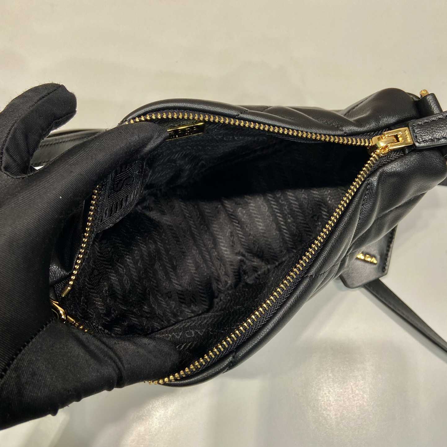 Prada Triangle Leather Bag(26-15-11cm) - FashionPlug