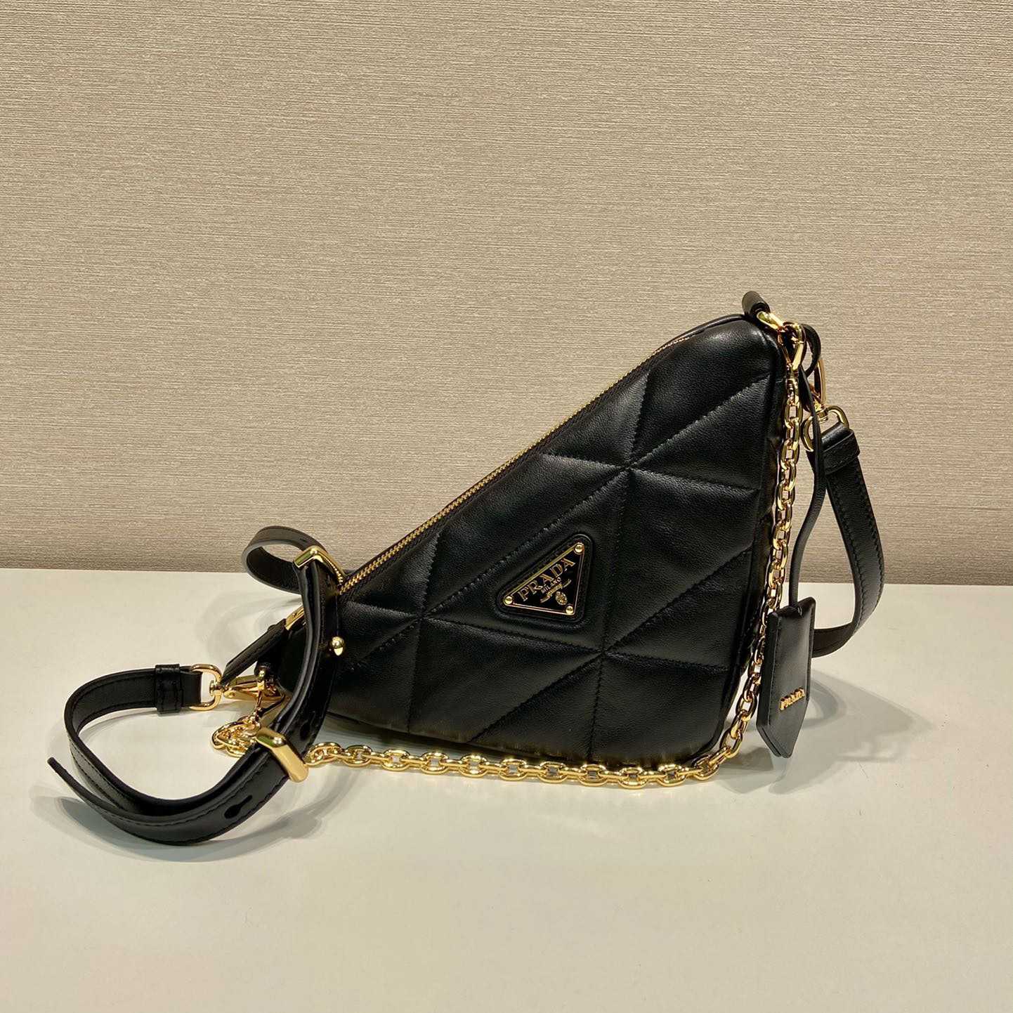 Prada Triangle Leather Bag(26-15-11cm) - FashionPlug