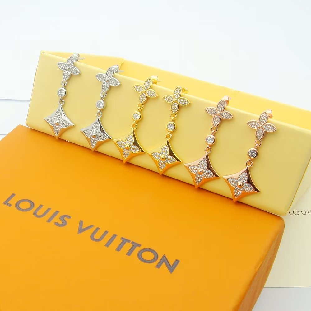 Louis Vuitton Color Blossom Long Earrings, White Gold And Diamonds   Q96501 - FashionPlug