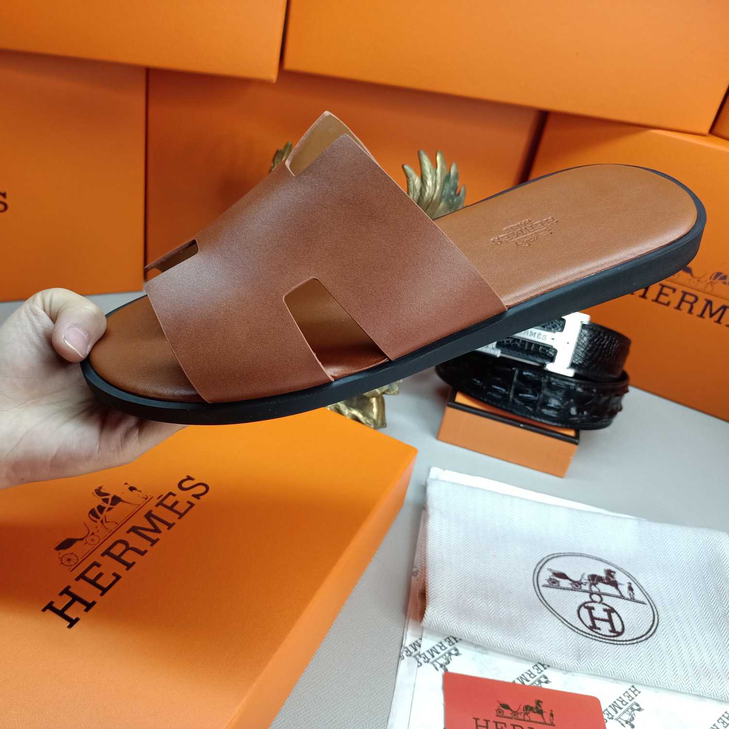 Hermes Izmir Sandal - FashionPlug