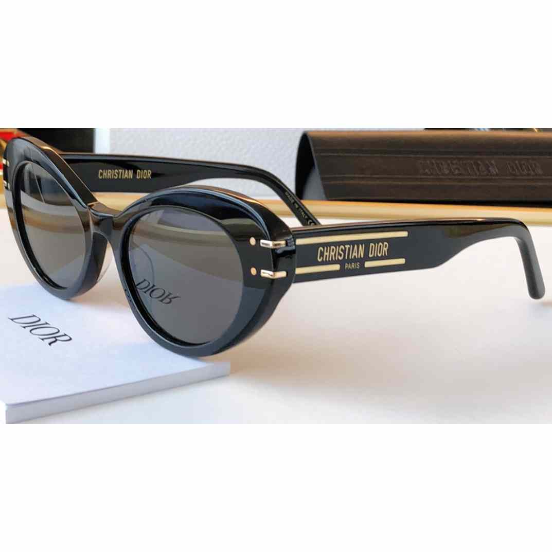 Dior DiorSignature B3U Sunglasses  - FashionPlug