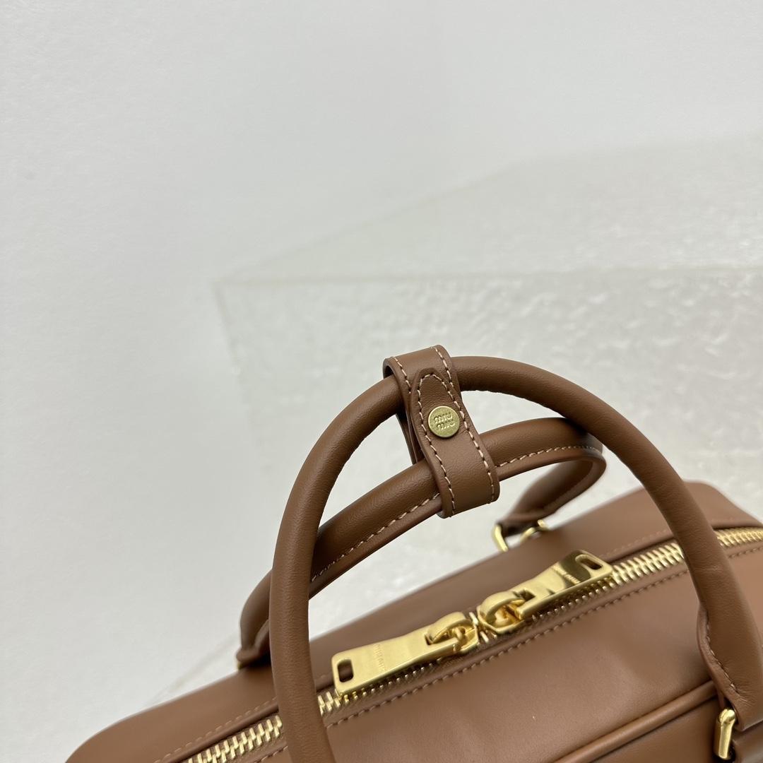 Miu Miu Arcadie leather bag - FashionPlug